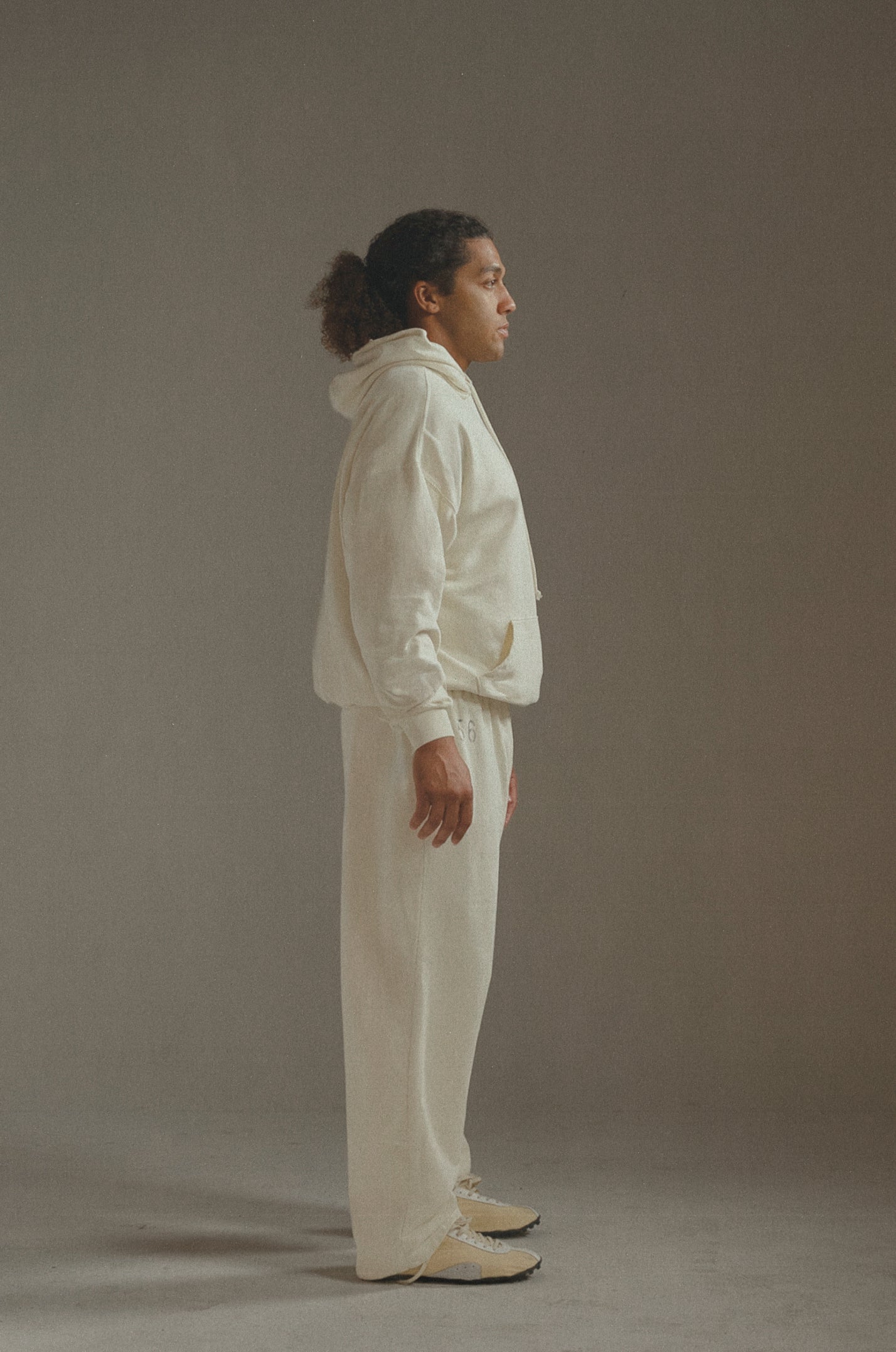 Men's 56 Straight Sweats Dirty White