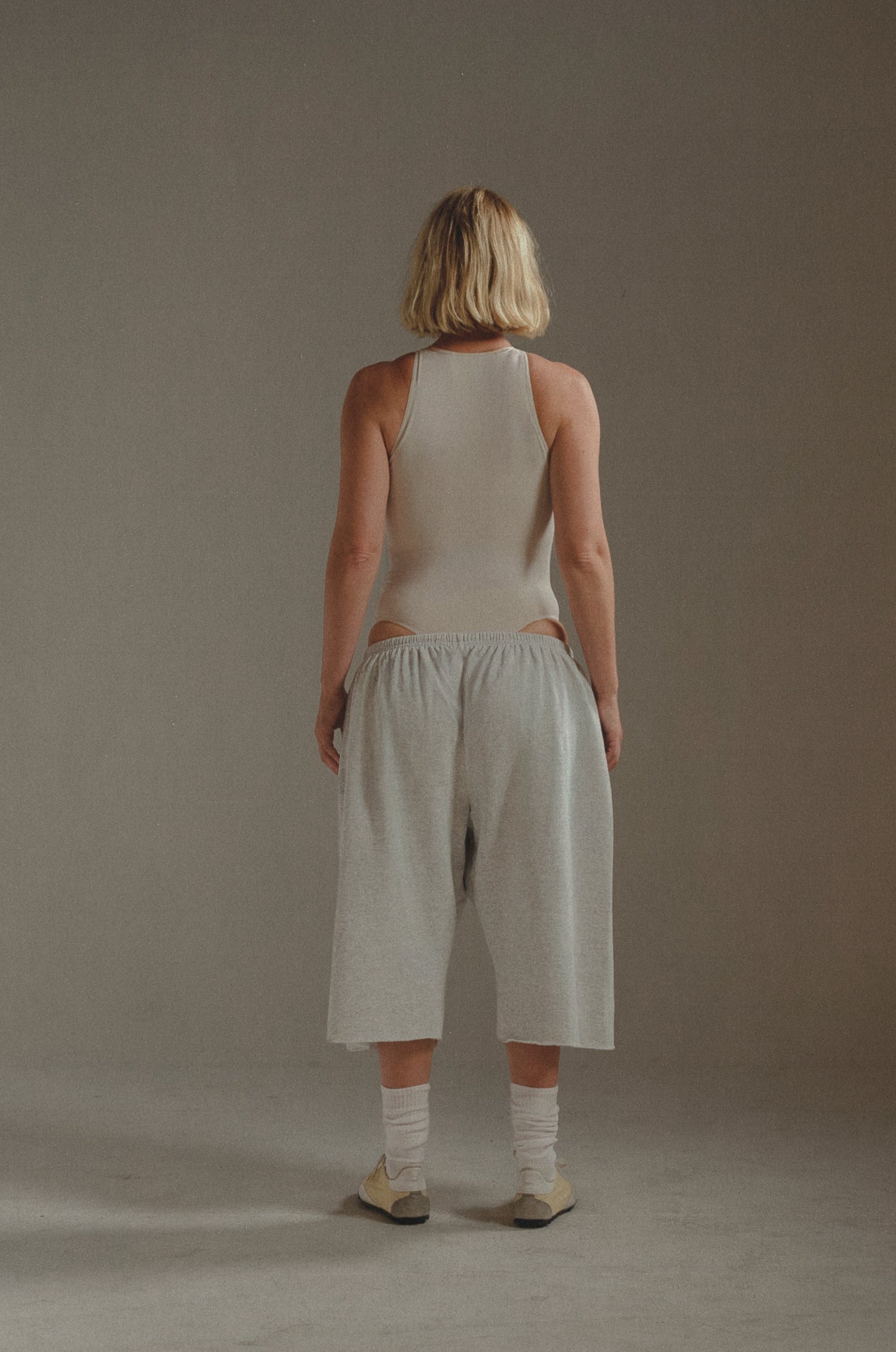 Women's Signature 3/4 Shorts Light Grey