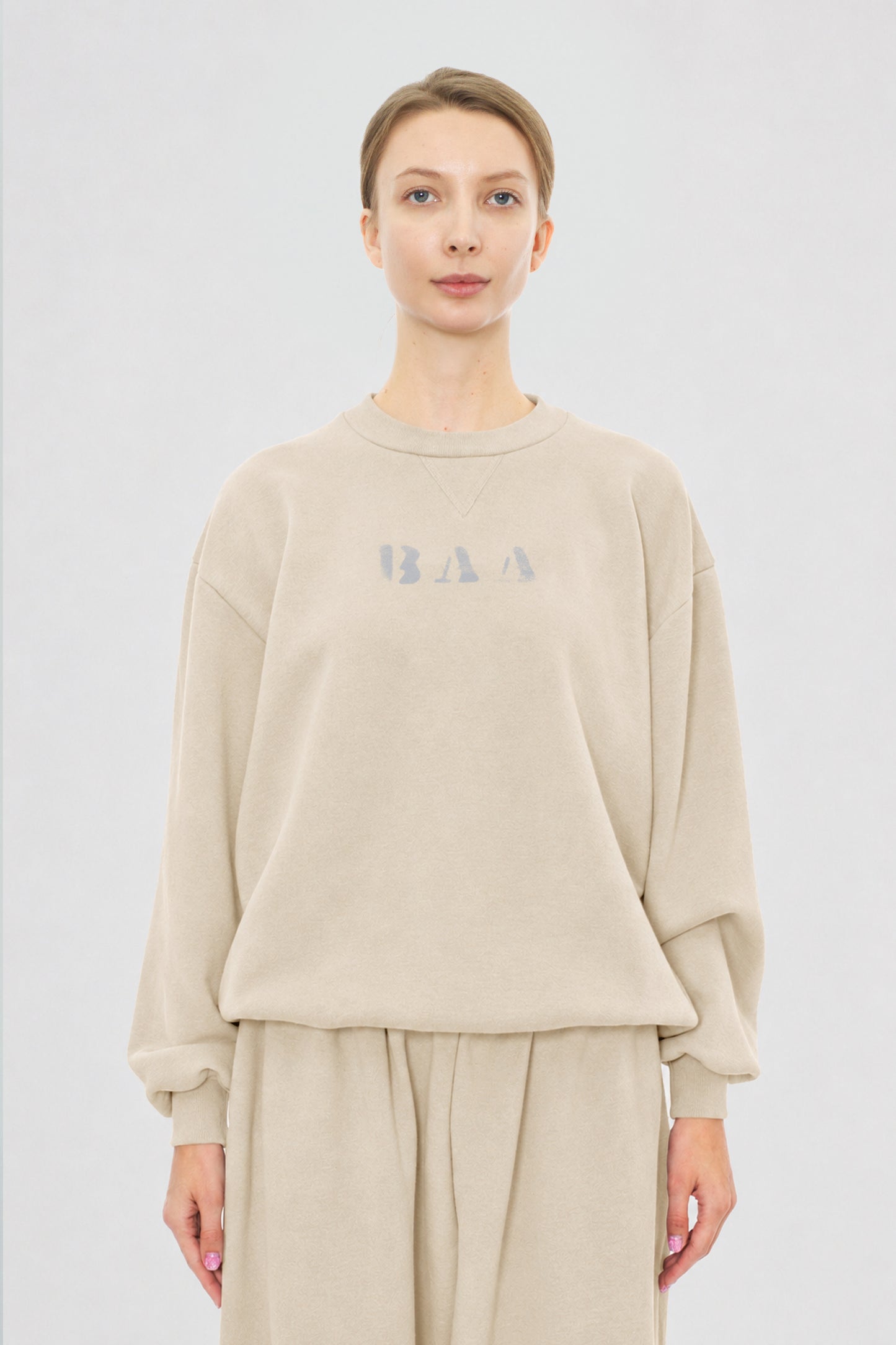 Core Dirty White Crewneck